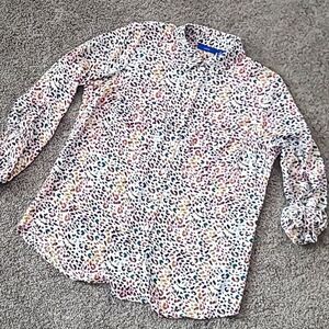 NWOT! Women's Blouse Sz Medium